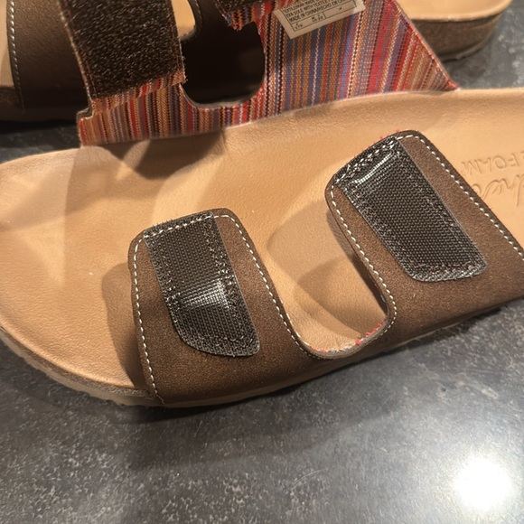 SKECHERS Sandals Women's Luxe foam - Picture 5 of 8